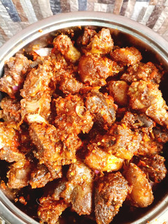 A picture of Peppered goat meat.
