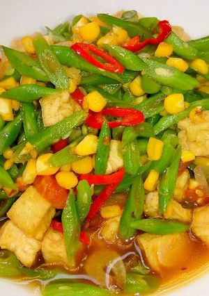 Foto resep Tumis buncis tahu dan jagung🍲