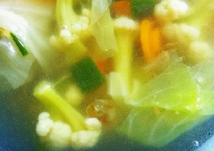 Bagaimana Membuat Sop sayur simple yang Sempurna