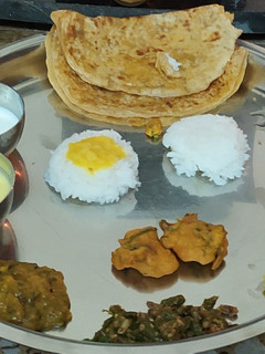 पुरणपोळी (puranpoli recipe in marathi) रेसिपी चे मुख्य फोटो