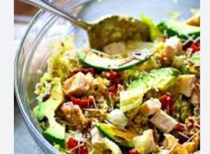 Una foto de Ensalada de Quinoa peruana