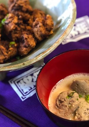 A picture of Fried Sardines dumplings and dumplings with soybean soup.