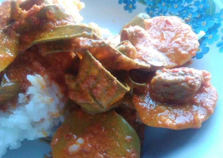 Jengkol Gulai Pedas (Gulai Angek Angek Jariang)