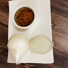 Tuwon shinkafa and egusi soup A picture of Tuwon shinkafa and egusi soup.