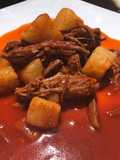 Carne con Chile Colorado a la Sonorense