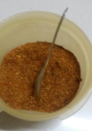 A picture of Dabeli masala.