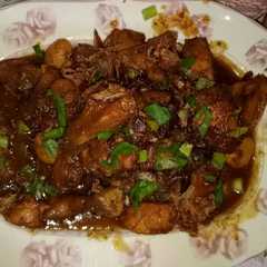 A picture of Semur Ayam.