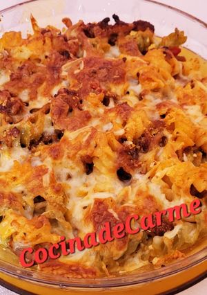 Una foto de Espirales de colores gratinados con toque picante