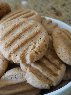 A picture of Easiest Peanut Butter Cookies.