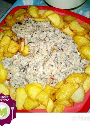 A picture of Scramble egg and chips.