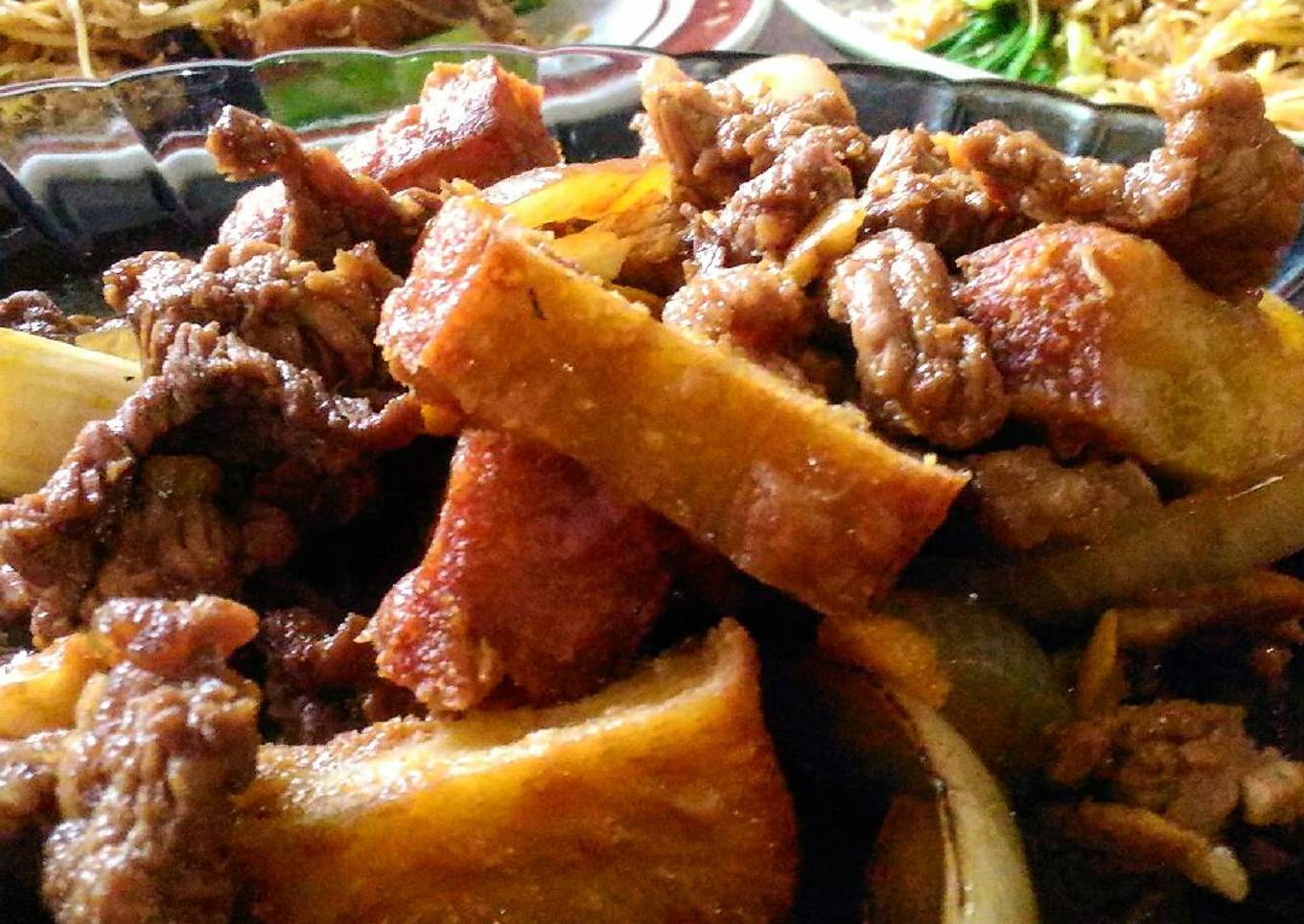 Babi Kecap plus Kekian (non halal)