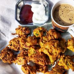 A picture of Onion pakora.