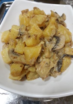 صورة لوصفة حمسة بطاطس بالمشروم (الفطر)
