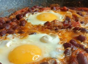 Une photo de 🍲Chakchouka aux haricots rouges