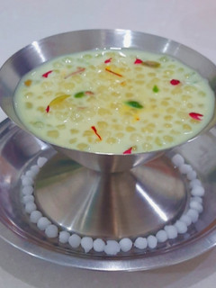 સાબુદાણાની ખીર (Sabudana Kheer Recipe In Gujarati) રેસીપી મુખ્ય ફોટો