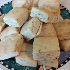 Una foto de Scones de orégano y queso