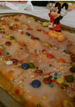 Una foto de Tarta de bizcochos de soletilla con chocolate blanco