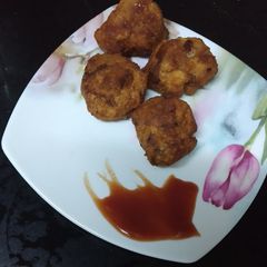 A picture of Bread fritters.