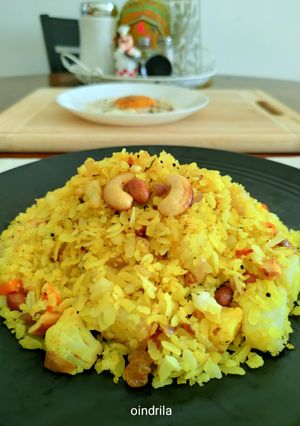 ফুলকপি দিয়ে চিঁড়ের পোলাও (fulkopi diye chirer pulao recipe in Bengali) রেসিপির প্রধান ছবি