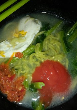 Foto resep Mie sawi yang lezatoooss 😘
