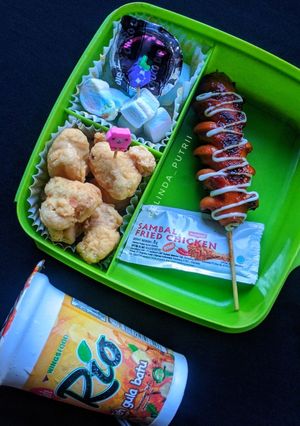 Foto resep Bekal anak sekolah (sosis bakar,tahu krispi,mars mellow,teh rio)