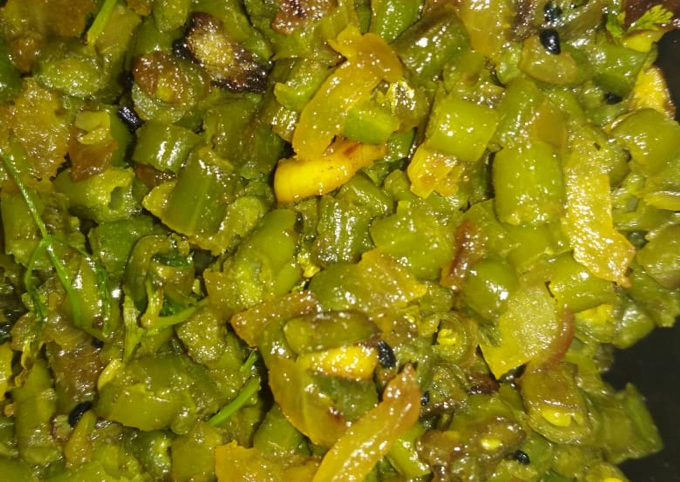 Coconut and french beans fry