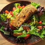 Quinoa crusted salmon salad