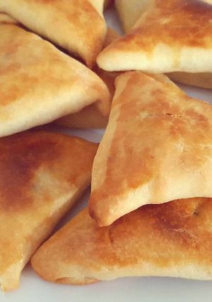 صورة لوصفة معجنات (أقراص) محشية لحمة