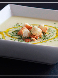 Una foto de Crema de calabacín con queso