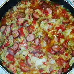 A picture of Smoked Sausage & Cabbage.