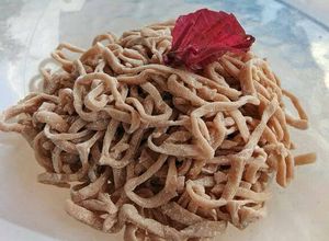 Foto resep Mi (Bayam Merah) tanpa cetakan