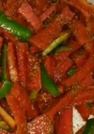 गाजर का अचार(Gajar ka Achar recipe in Hindi) रेसिपी मुख्य फोटो