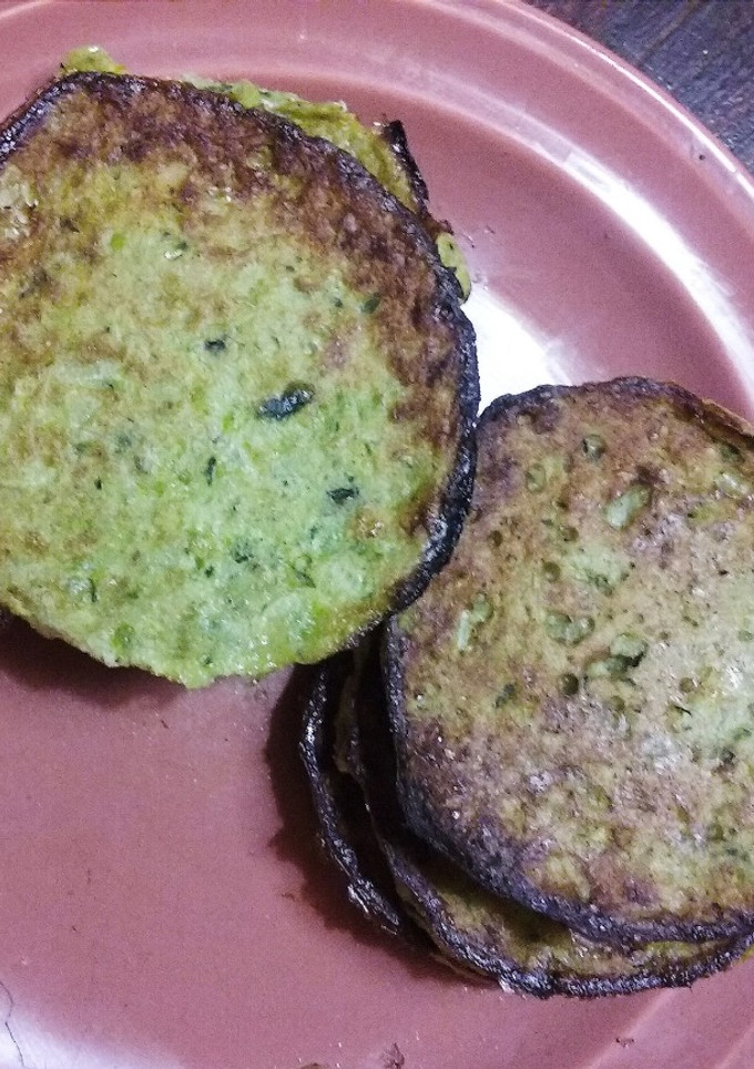 Una foto de Tortillas de zapallito verde (vegetariana)