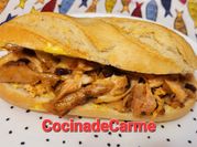 Una foto de contramuslos de pollo con miel
