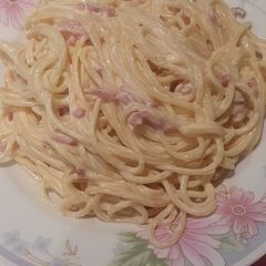 A picture of Carbonara.