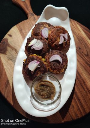 A picture of Soya Paneer Matar Cutlets.