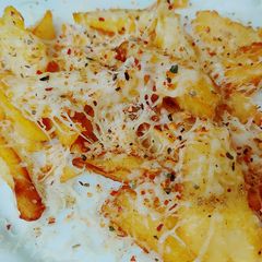 Cheesy potatoes A picture of Cheesy potatoes.