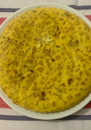 A picture of Spanish omelette using Air Fryer.