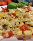 Insalata di orzo,zucchine, pomodorini e tofu