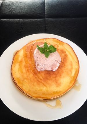 Foto resep Plain Pancake with Ice Cream