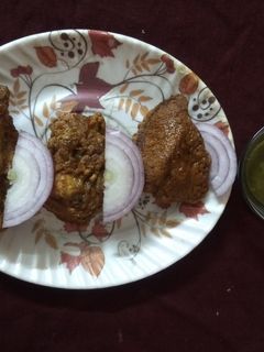ফ্রাইড চিকেন কাবাব(fried chicken kebab recipe in Bengali) রেসিপির প্রধান ছবি