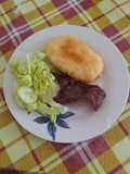 Arepa parmesana con relleno de manchego