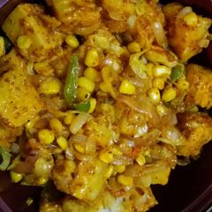 A picture of Fried corn idli.