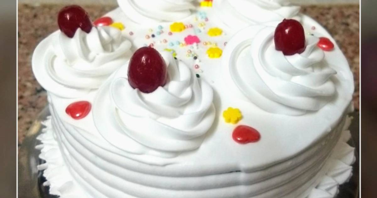 Buy Simple Vanilla Cake Online in India