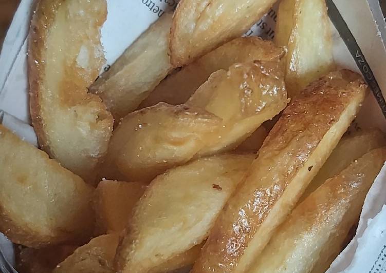 Steps to Make Homemade Triple-Cooked Chips