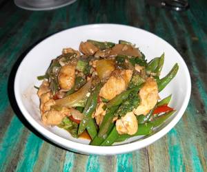 Resep Terbaik Cah brokoli ayam saos tiram Paling Enak Resep Terbaik Cah brokoli ayam saos tiram Paling Enak