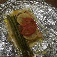 A picture of Salmon and Asparagus Foil.