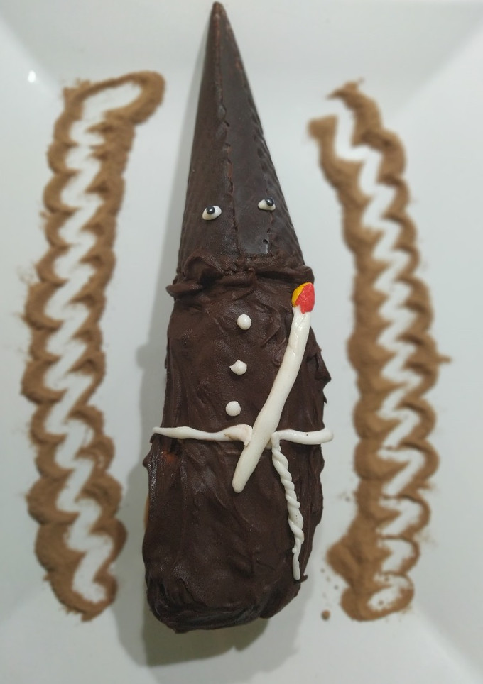 Una foto de Capuchino o nazareno (pastel)