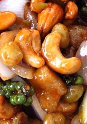รูปของ ไก่ผัดเม็ดมะม่วงหิมพานต์