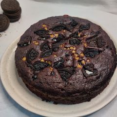 A picture of Brownie cake.